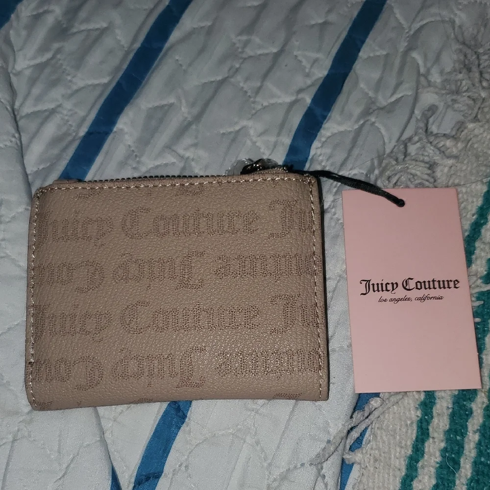 NWT Juicy Couture Beige Logo Wallet